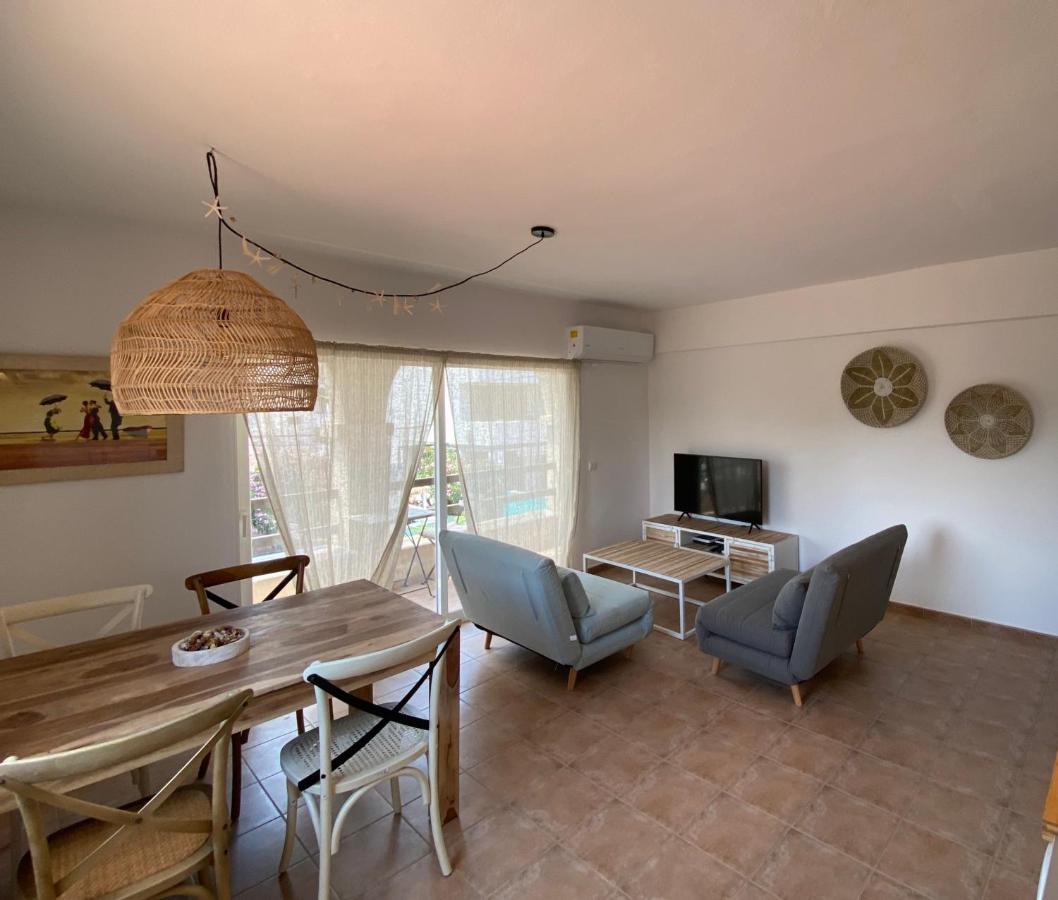 Appartement Bella Paula à Es Pujols Extérieur photo