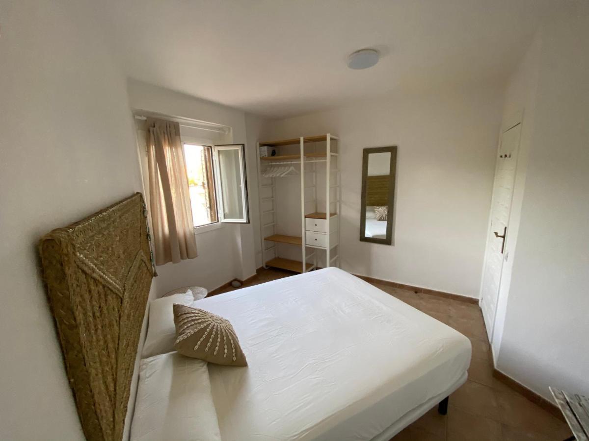 Appartement Bella Paula à Es Pujols Extérieur photo