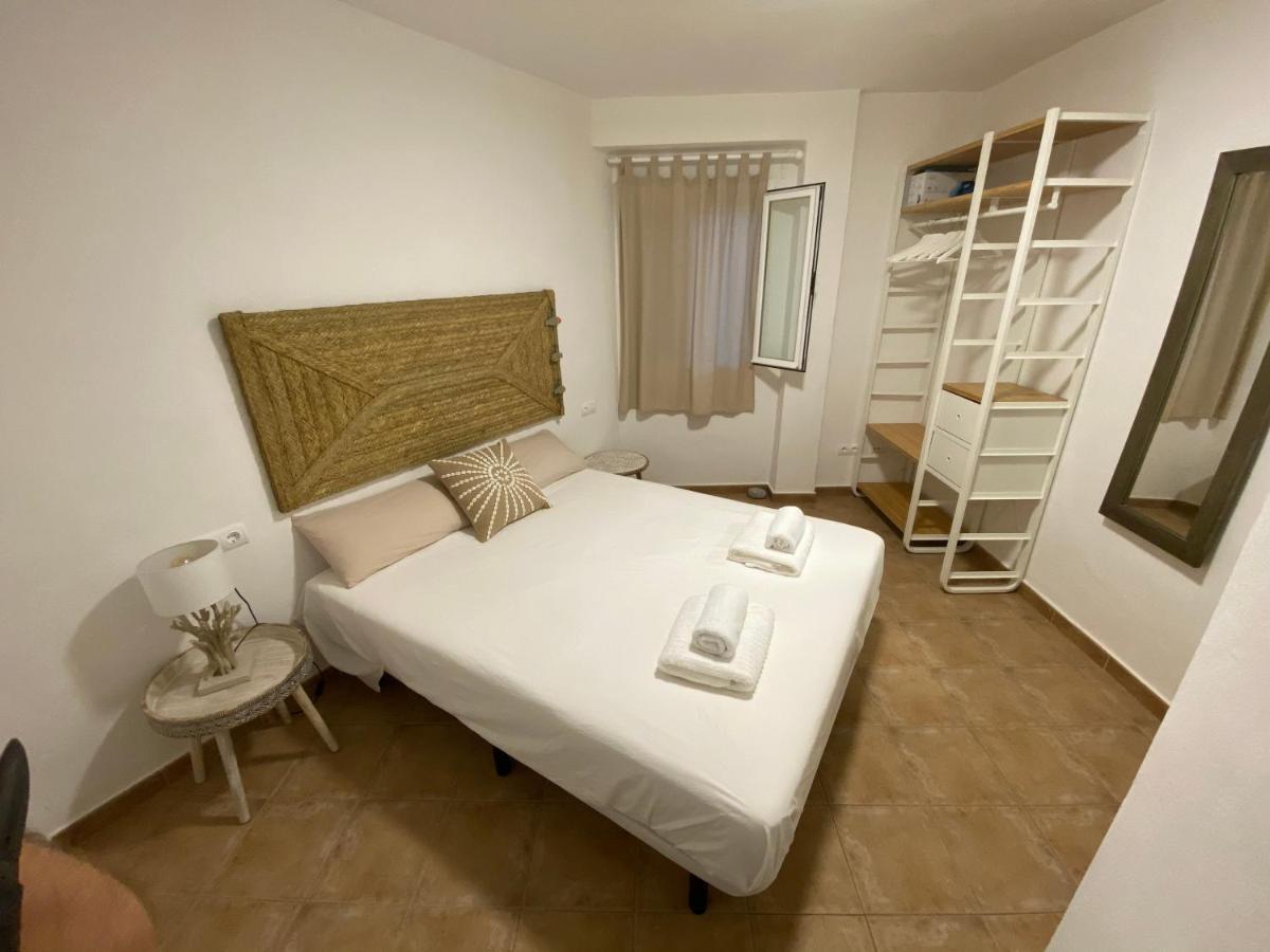 Appartement Bella Paula à Es Pujols Extérieur photo